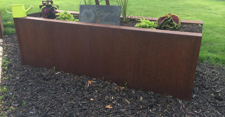 16 Gauge A606-4 Steel ( AKA Corten ) Planter Box